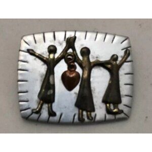 3 figures silverplate and heart broche.